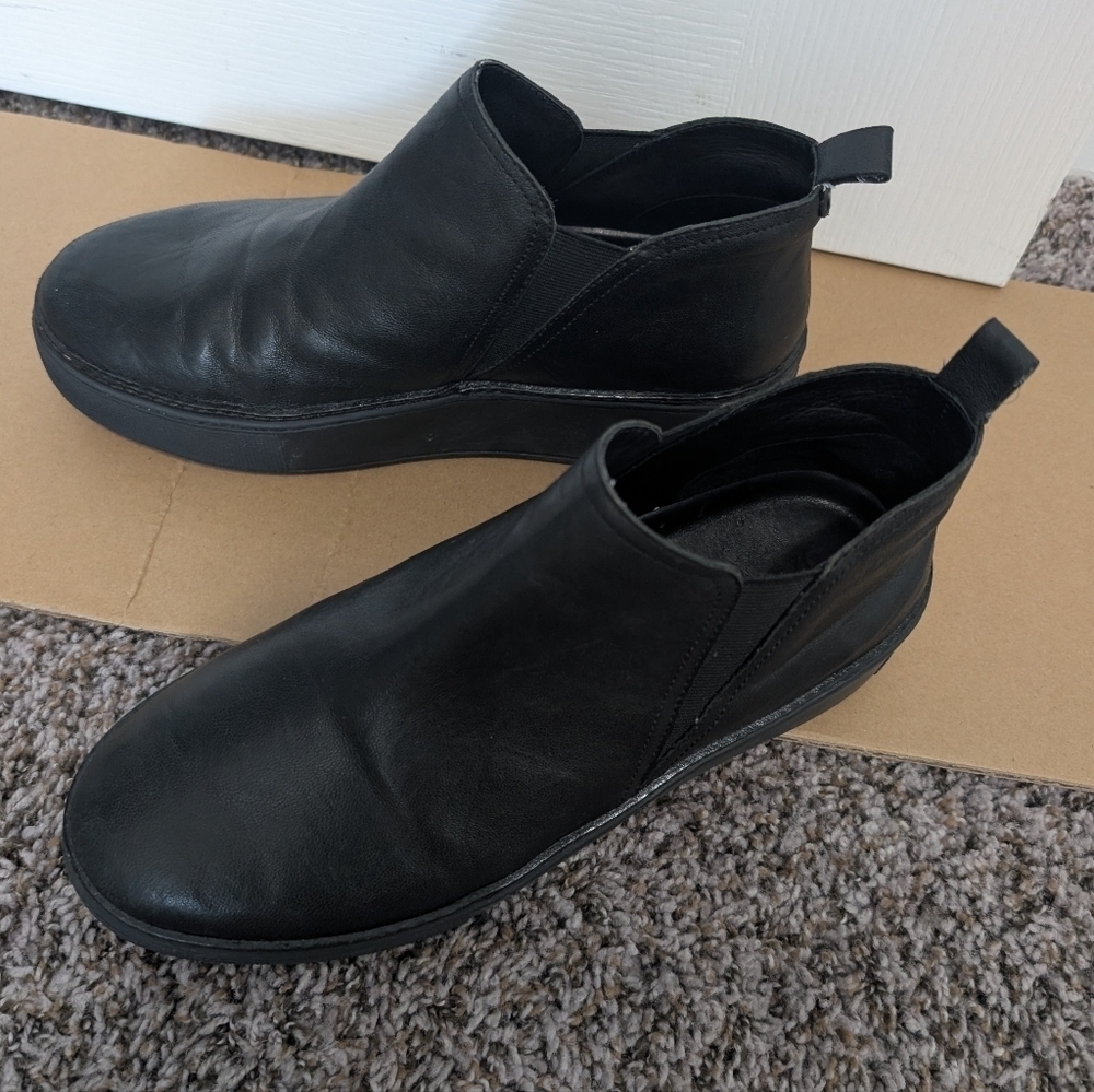 J/SLIDES Mika Solid Black Ankle Boot Platform Slip-Ons - Picture 9 of 12
